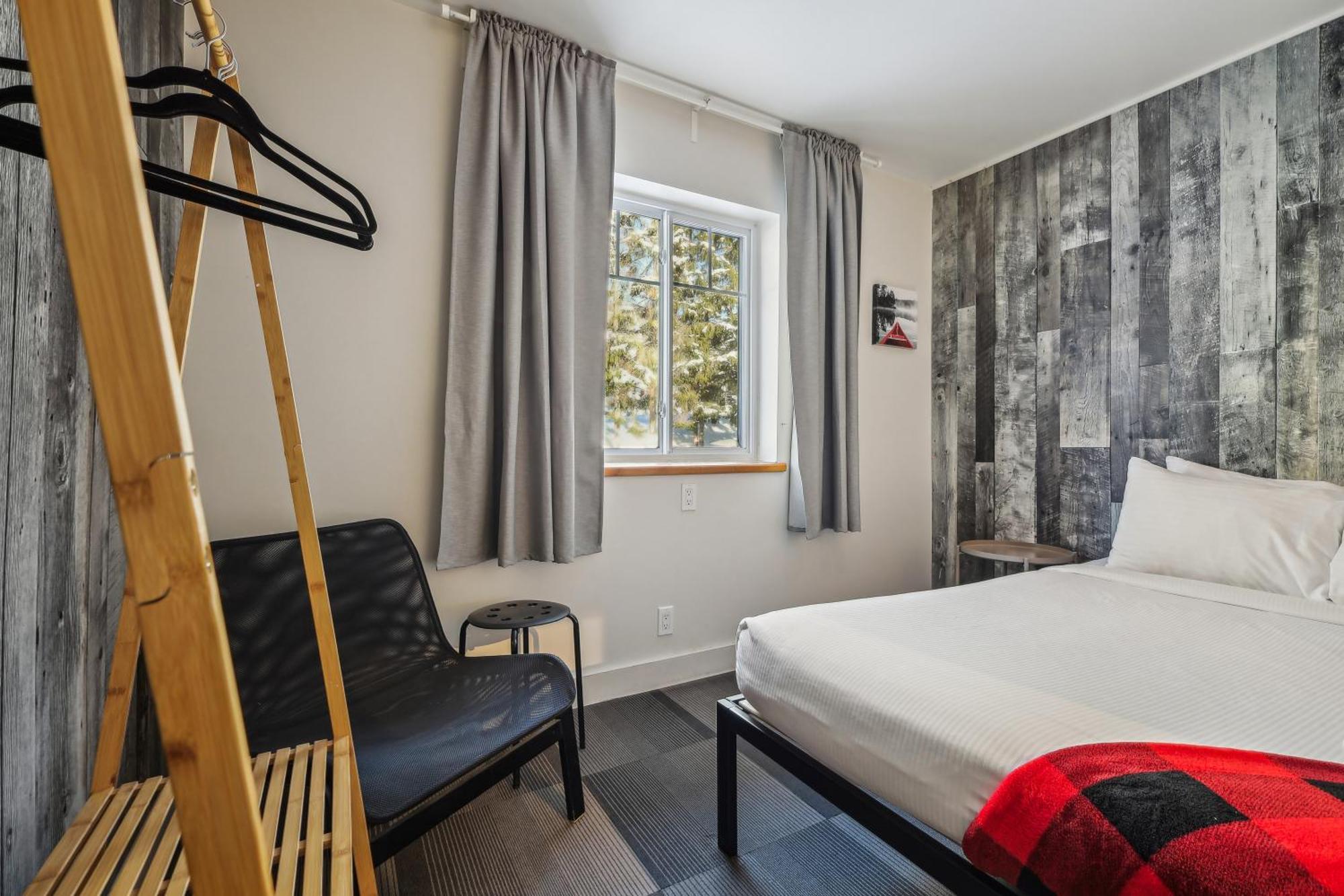 Auberge Manitonga Mont-Tremblant Exterior photo